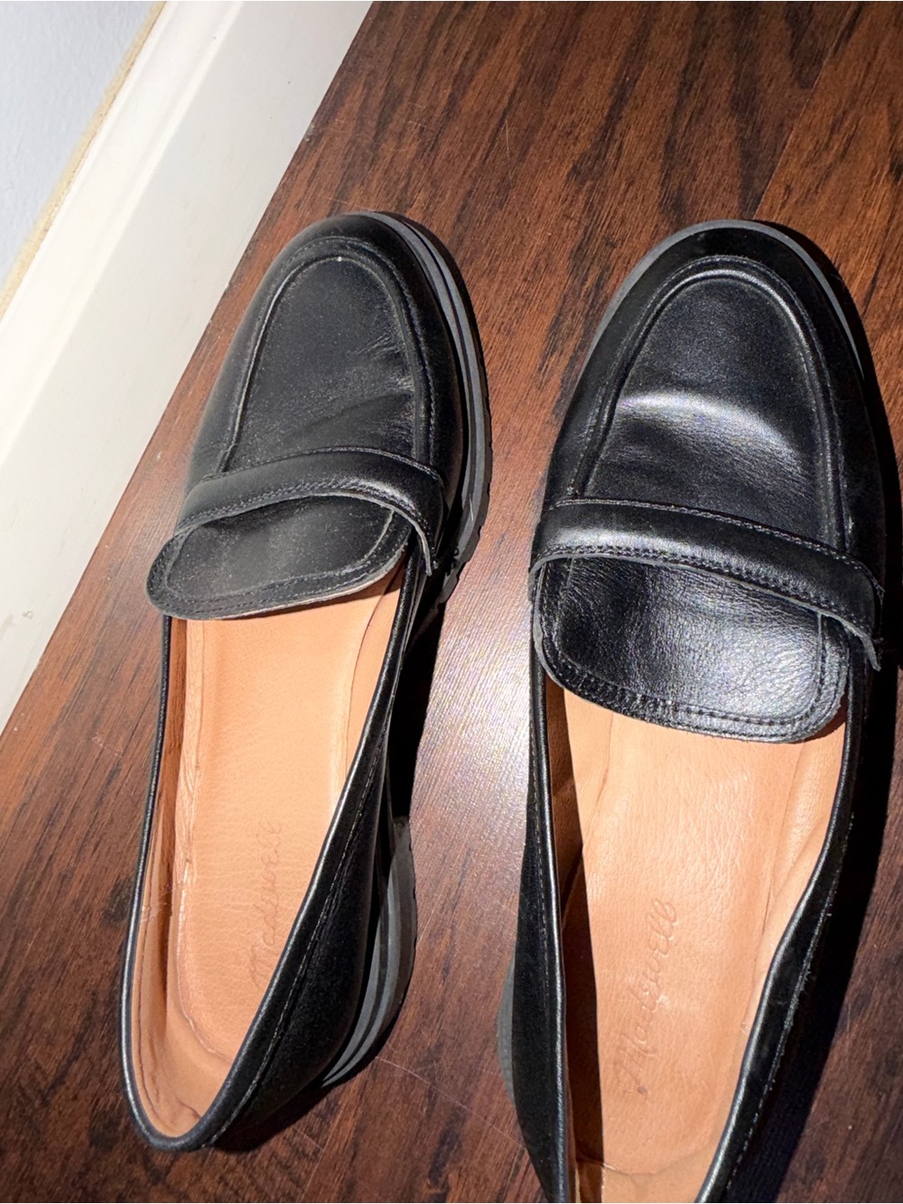 Madewell Black Leather Lug Sole Loafers - Picture 2 of 6
